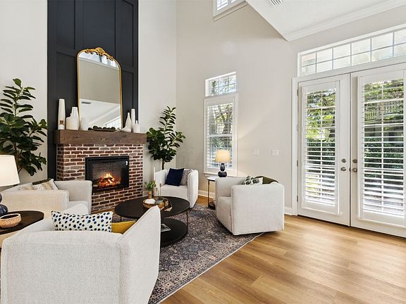 4th image of 1533 Geddes Ln