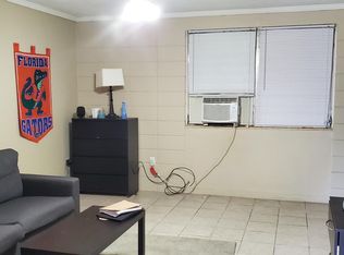 712 SW 10th St, Gainesville, FL 32601