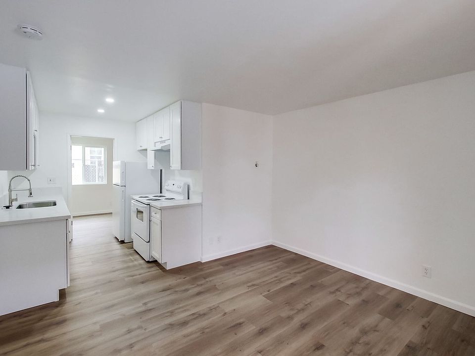 2nd image of 3845 Chamoune Ave #8