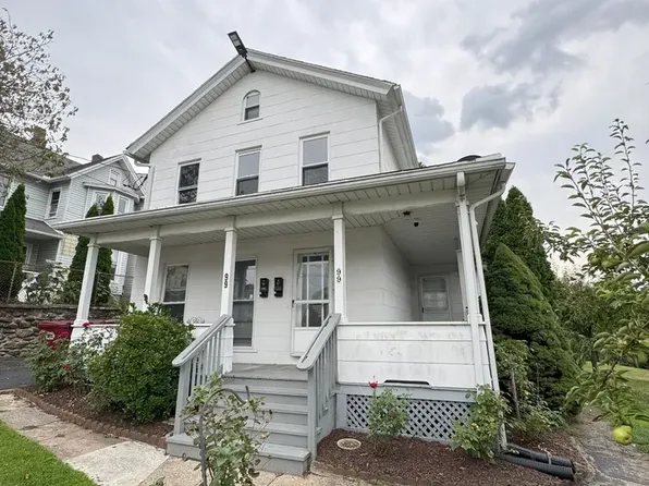 99 Oak St #1, Naugatuck, CT 06770