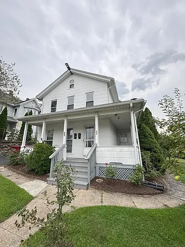 99 Oak St #1 Photo 1