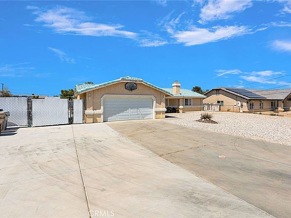 3rd image of 17908 Yucca St
