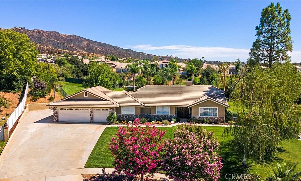 13299 Escena Dr, Yucaipa, CA 92399 Zillow