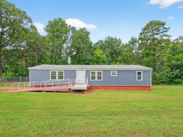 115 Riverview Park, Cowpens, SC 29330