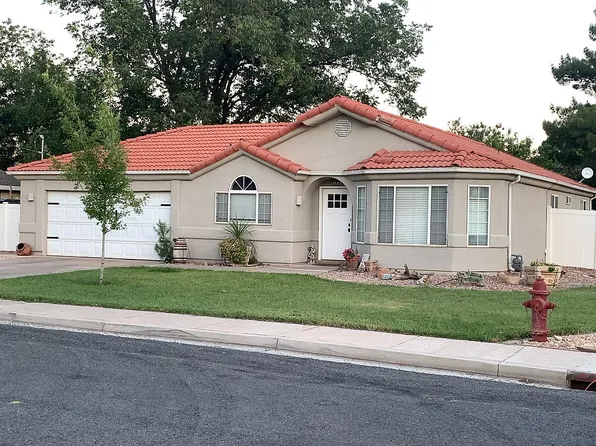 695 W 250 S, Hurricane, UT 84737