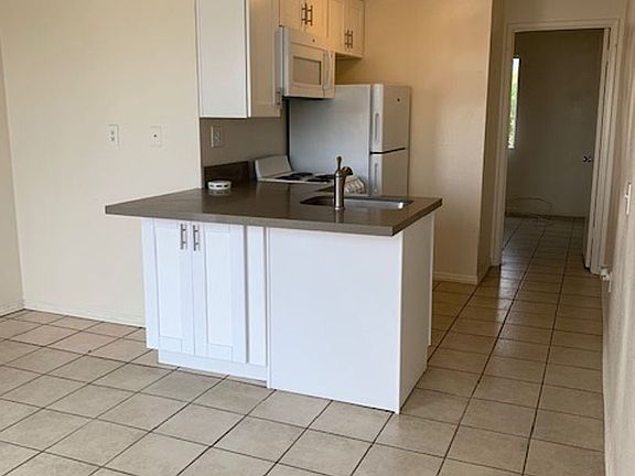 5th image of 3770 42nd St #6702273