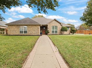 1608 Quail Holw, Cleburne, TX 76033