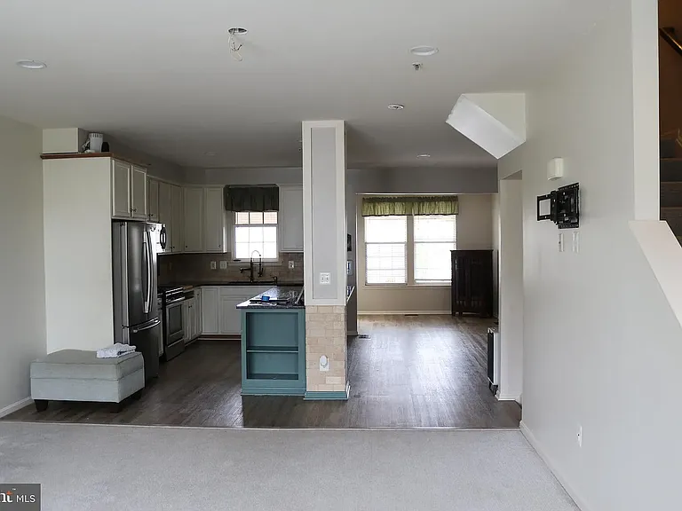 12956 Yellow Jacket Rd — Photo 5