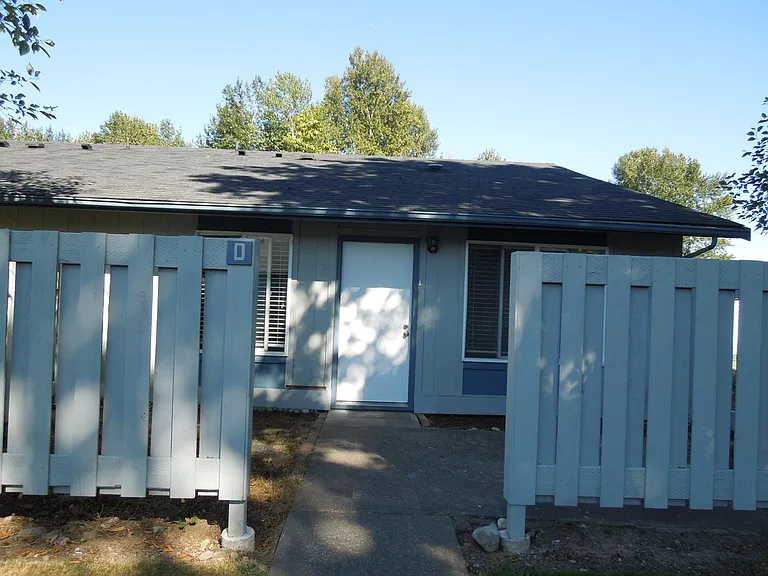 11025 SE 223rd Pl #A — Photo 14