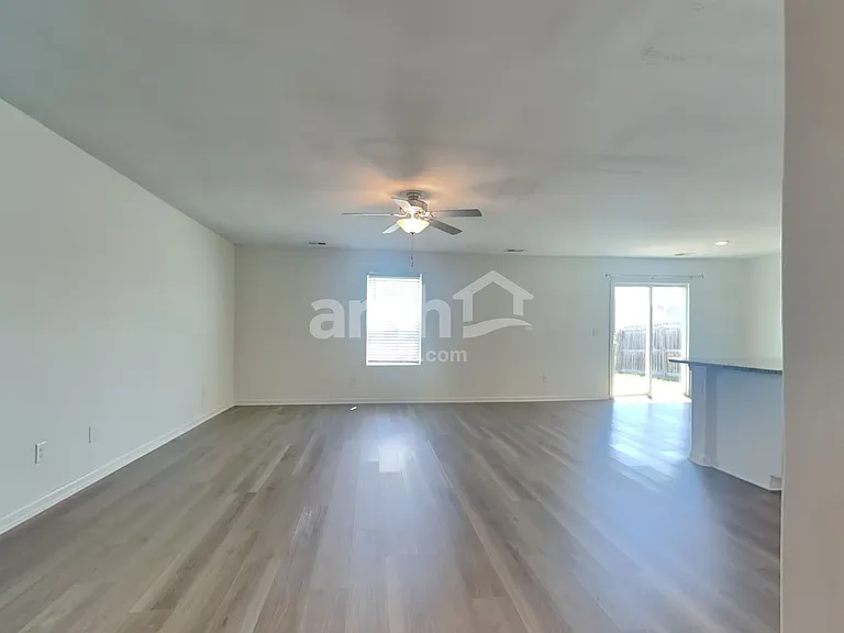 3026 Wingadee Dr — Photo 7
