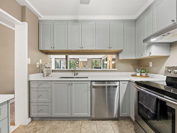 4th image of 15313 19th Ave #212