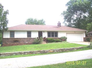 1016 Jersey St, Baldwin City, KS 66006