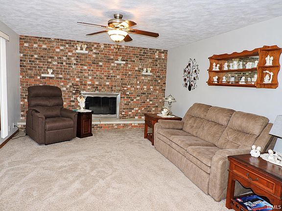 5th image of 3333 N Wozniak Rd