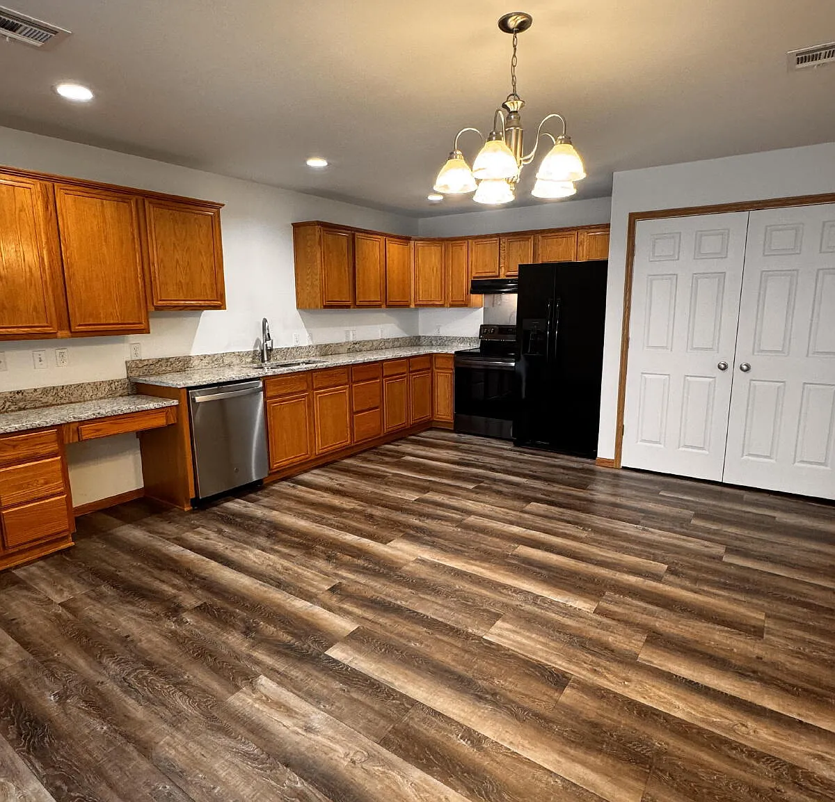 3 bed, 2.0 bath, $1,750 — Photo 4