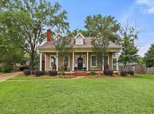 911 Tetbury Pl, Brandon, MS 39047