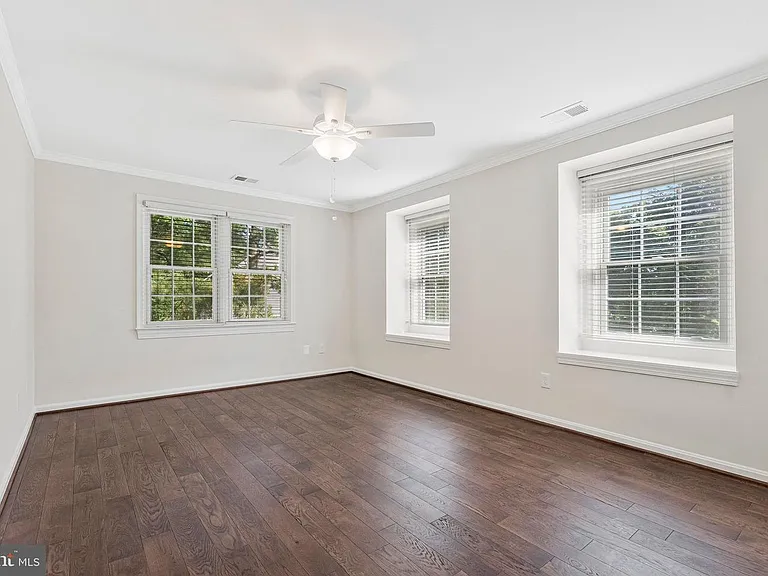 10034 Scenic View Ter — Photo 38