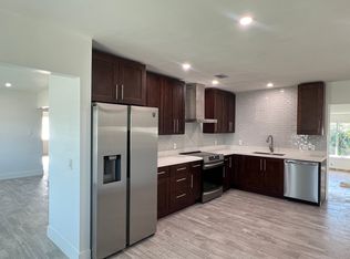 330 W 63rd St, Hialeah, FL 33012