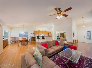 821 N Silverleaf Oak Pl, Tucson, AZ 85710