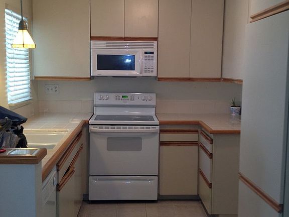 3rd image of 27648 Susan Beth Way Unit H