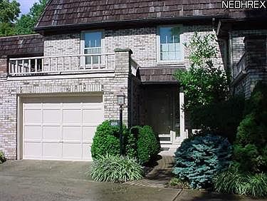 1st image of 1059 Harwich Ct #302