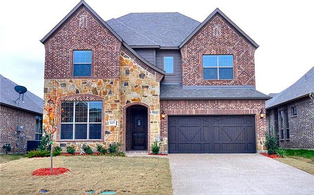 1st image of 318 Hogue Ln