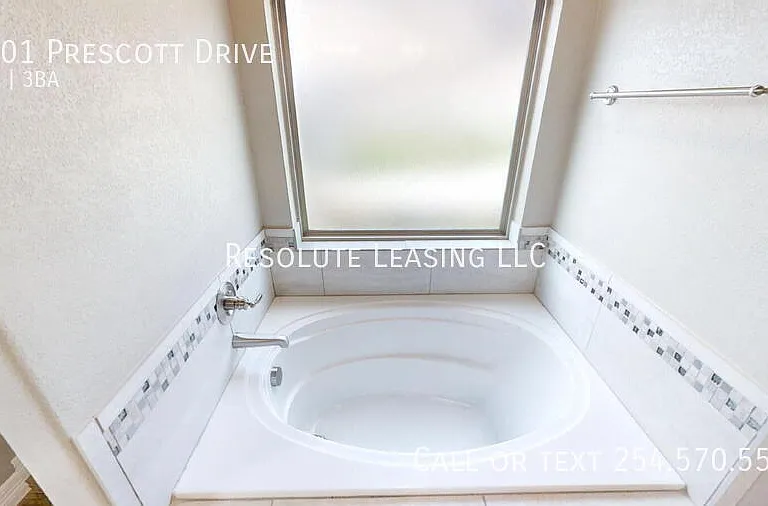 7901 Prescott Dr — Photo 21