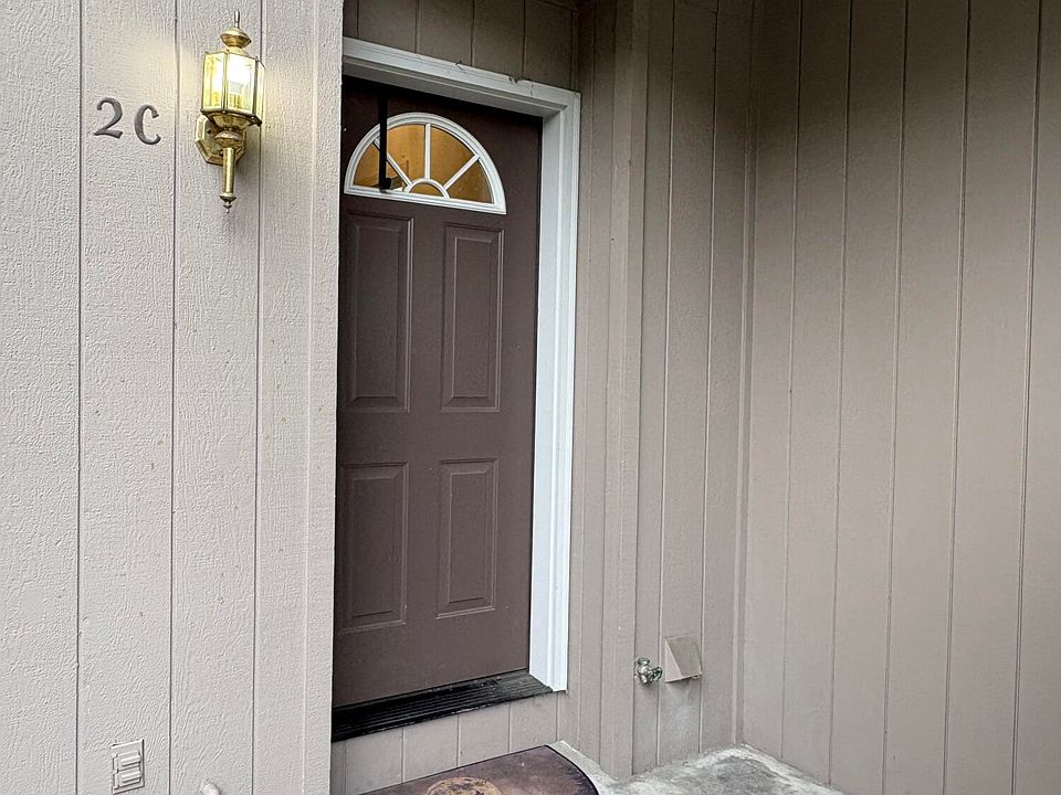 1st image of 310 NE Terry Ln Unit 2C