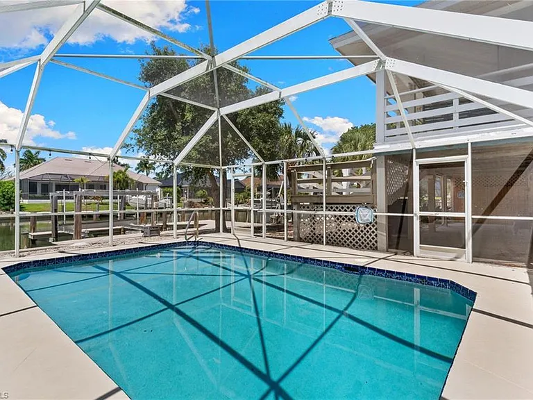 324 Waterleaf Ct — Photo 38