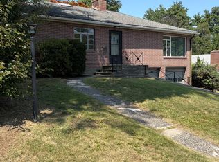 144 Haynes Rd, West Hartford, CT 06117