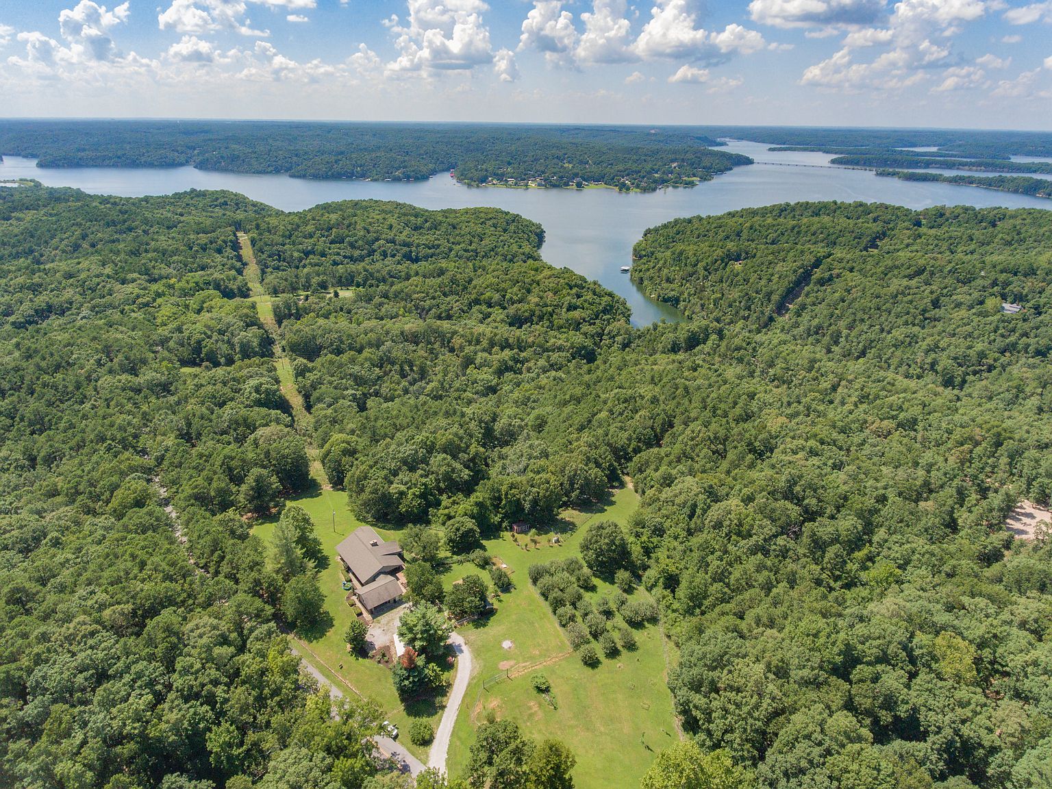 チッチ様 17482 Key Rd, Rogers, AR 72756 | Zillow