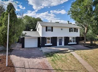 630 Dove Pl, Colorado Springs, CO 80906