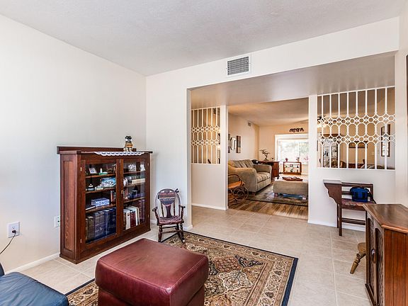 3rd image of 10331 W Cheryl Dr