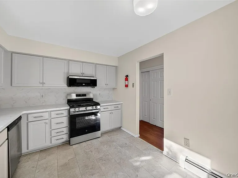 55 High St — Photo 4
