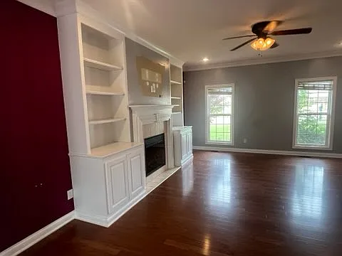 700 Weston Dr — Photo 2
