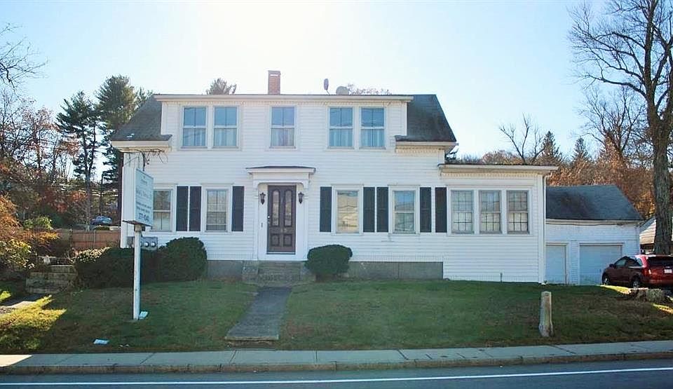 1st image of 142 Putnam Pike