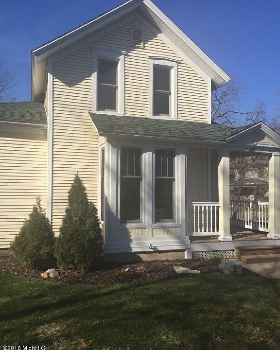 1st image of 649 Hawthorne St NE