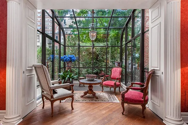 213 East 61st Street in Lenox Hill, Manhattan | StreetEasy