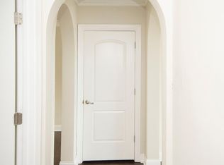 916 Green Bay Rd #3A, Winnetka, IL 60093