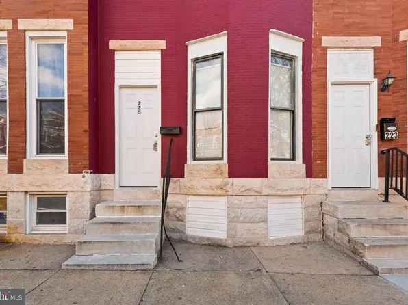 225 N Luzerne Ave, Baltimore, MD 21224