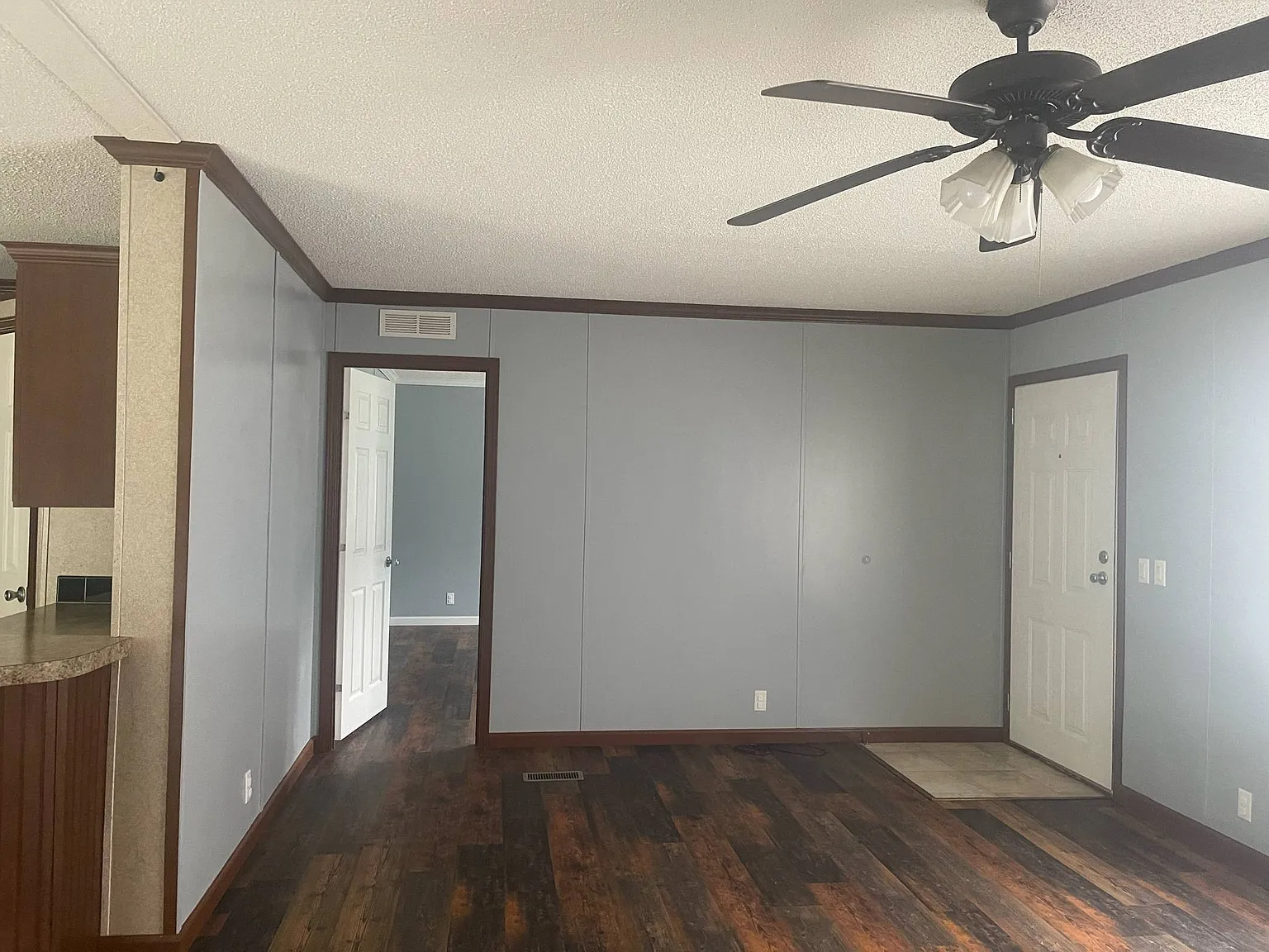 4 bed, 1539 sqft, $2,300 — Photo 2
