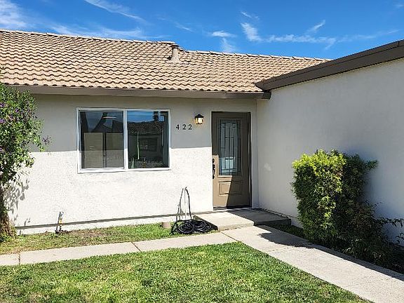 3rd image of 422 Fulton Way