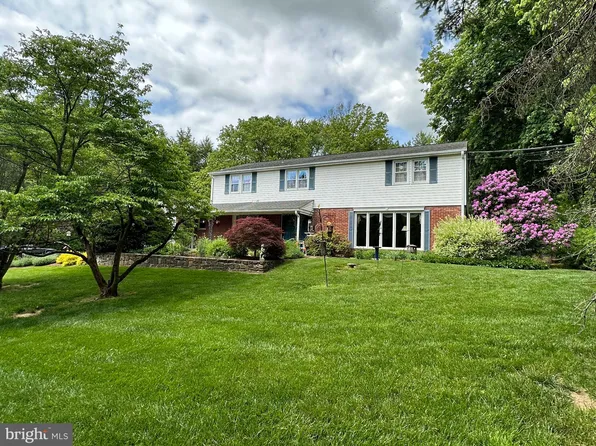 59 Pebble Woods Dr, Doylestown, PA 18901