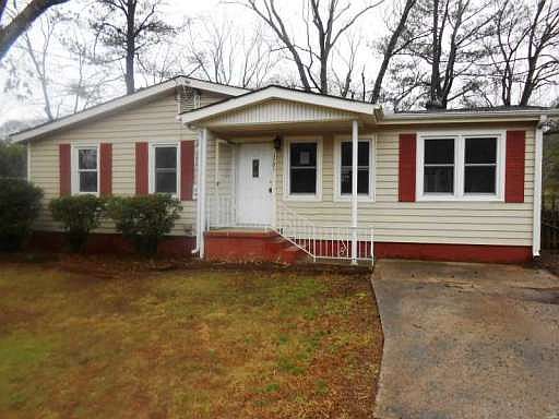1st image of 1705 Donna Lynn Dr SE