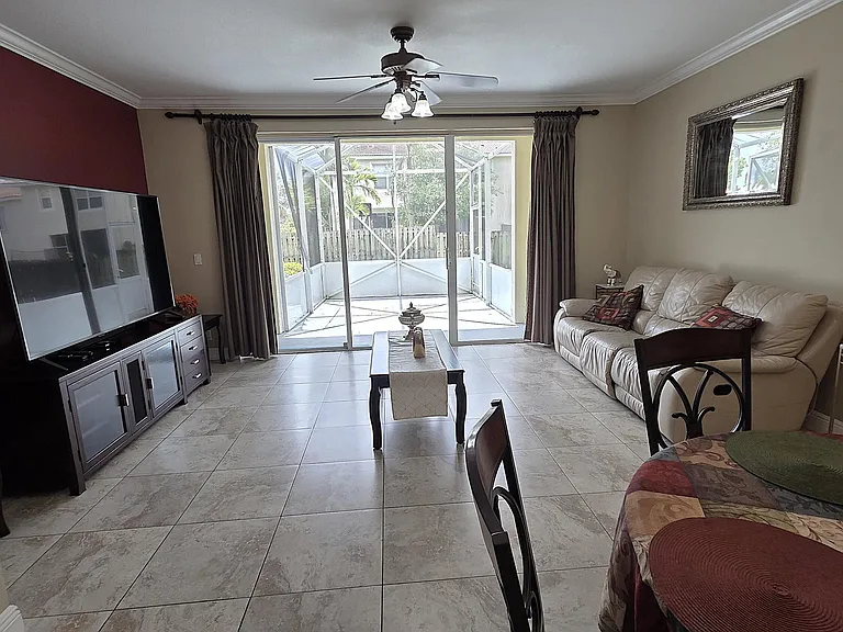 9664 Porta Leona Ln — Photo 6