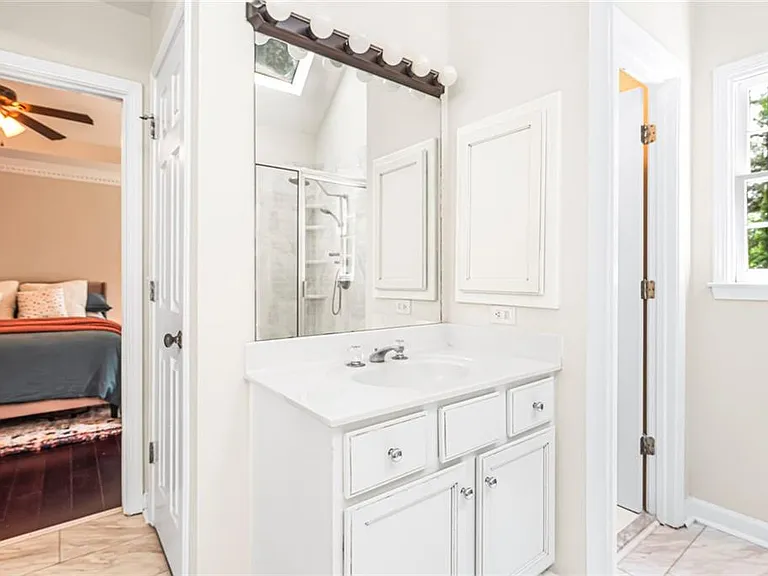 105 Leyland Ct — Photo 10