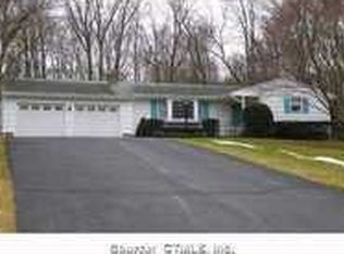 66 Bower Rd, Madison, CT 06443