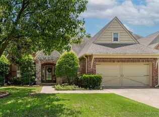 6804 E 83rd St, Tulsa, OK 74133