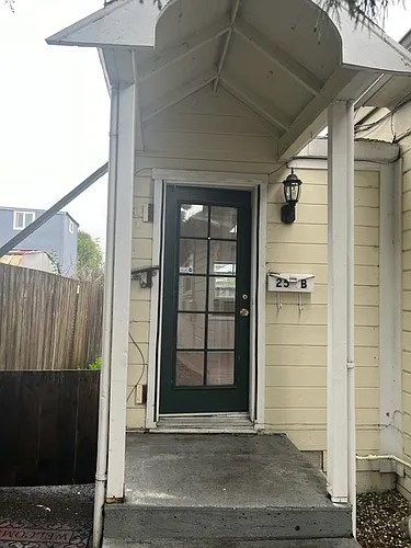 25 10th St Photo 1