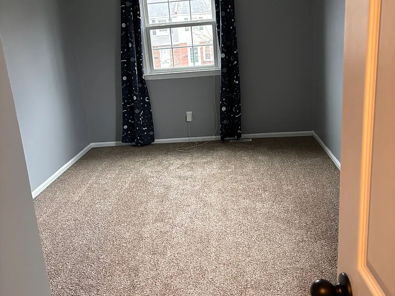 1 Nathan Hale Ct — Photo 21