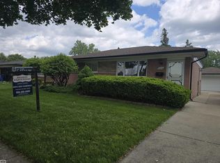 27074 Shackett Ave, Warren, MI 48093